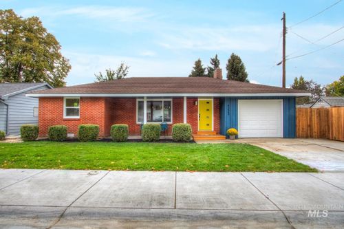 4223 W Camas St, Boise, ID, 83705-5822 | Card Image