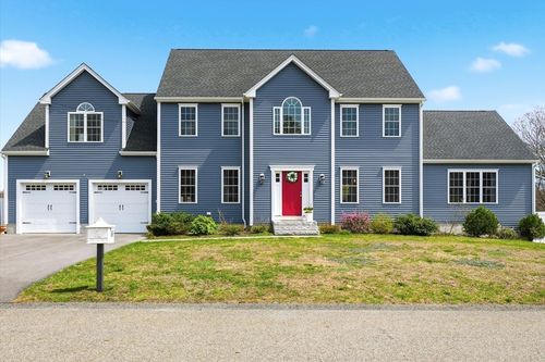 39 Iadarola Ave, Milford, MA, 01757-2341 | Card Image