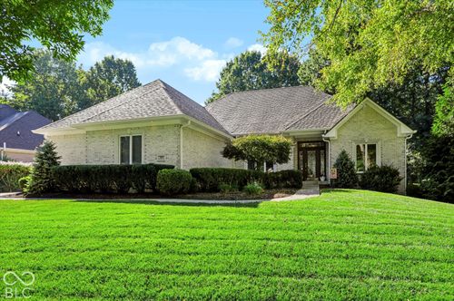 1055 Old Eagle Way, Greenwood, IN, 46143-7656 | Card Image