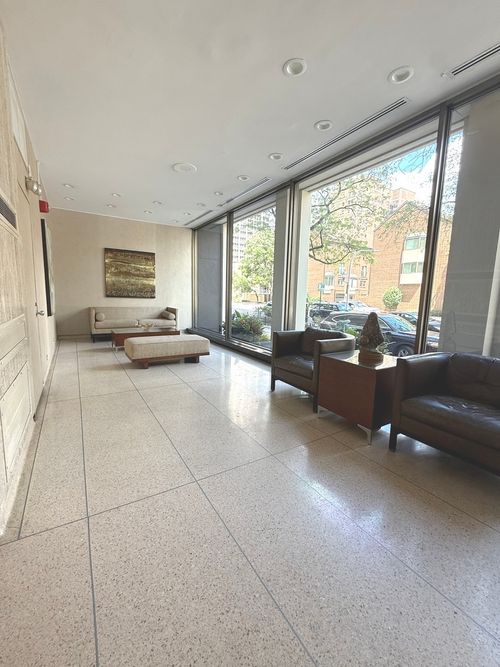 1801d-1355 N Sandburg Ter, Chicago, IL, 60610-7976 | Card Image
