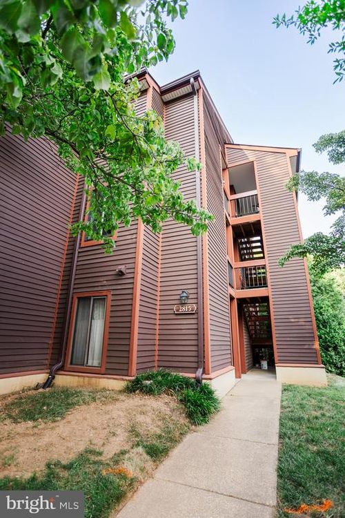 unit-202-2815 Lee Oaks Ct, FALLS CHURCH, VA, 22046-7337 | Card Image