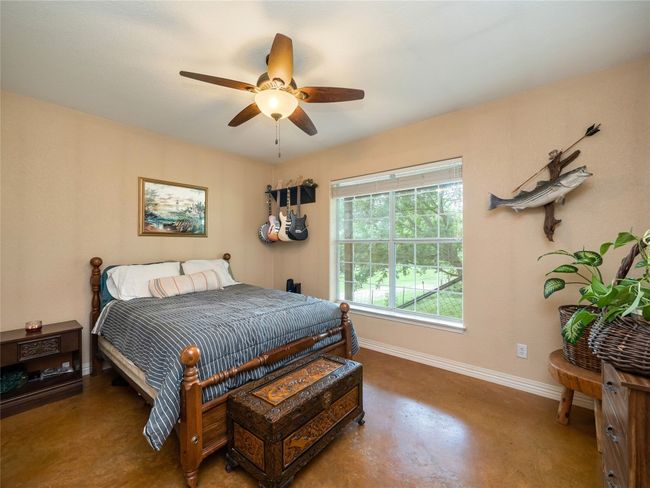 209 Old Sayers Rd, House other with 3 bedrooms, 2 bathrooms and 4 parking in Elgin TX | Image 20