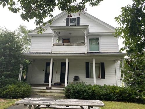 1r-57 Chestnut St, Northampton, MA, 01062-1403 | Card Image