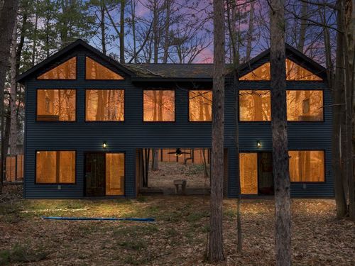 602 S King St, Lake City, MI, 49651-9172 | Card Image