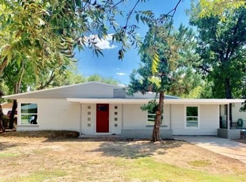 305 Glenmore Dr, San Angelo, TX, 76903-7941 | Card Image