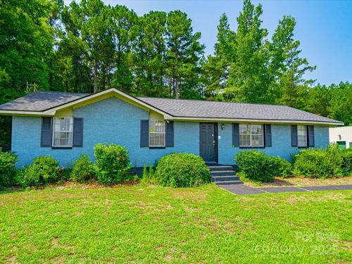 1035 Chesterfield Hwy, Cheraw, SC, 29520-7011 | Card Image