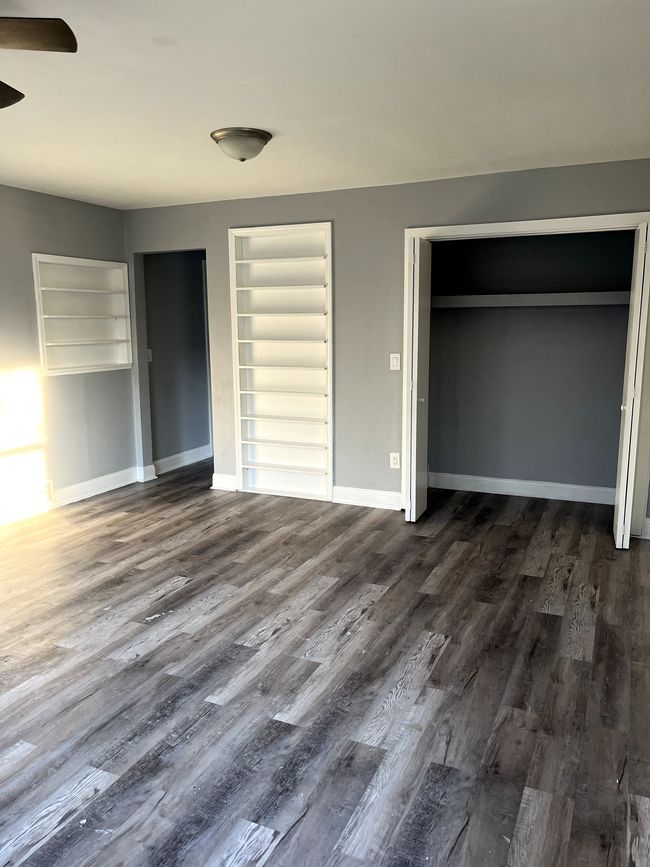 Living Room | Image 7