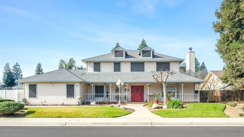 3060 Evergreen Avenue, Clovis, CA, 93611 | Card Image
