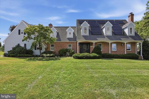 2242 Scotland Rd, CHAMBERSBURG, PA, 17201-9673 | Card Image