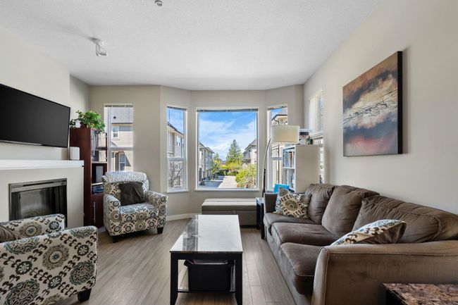 131 - 7938 209 Street, Townhouse with 2 bedrooms, 2 bathrooms and 2 parking in Langley BC | Image 4