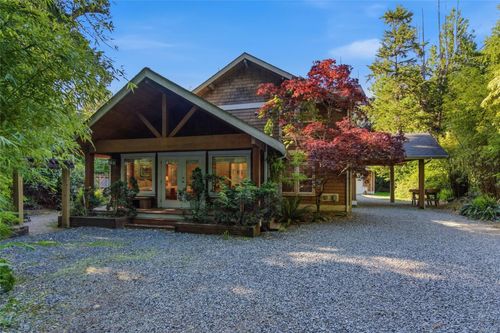 1177 Lynn Rd, Tofino, BC, V0R2Z0 | Card Image