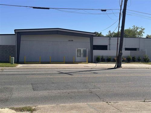 1638 Broad Street, Lake Charles, LA, 70601 | Card Image