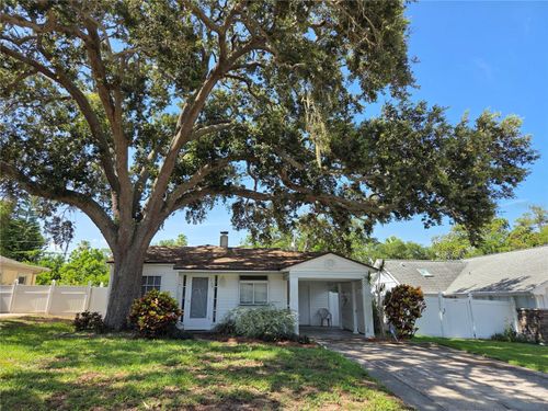 321 Wildwood Way, BELLEAIR, FL, 33756-2006 | Card Image