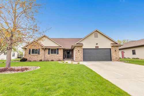 240 Alison Court, WRIGHTSTOWN, WI, 54180 | Card Image
