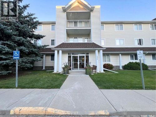201-230 Lister-Kaye Cres, Swift Current, SK, S9H0A2 | Card Image