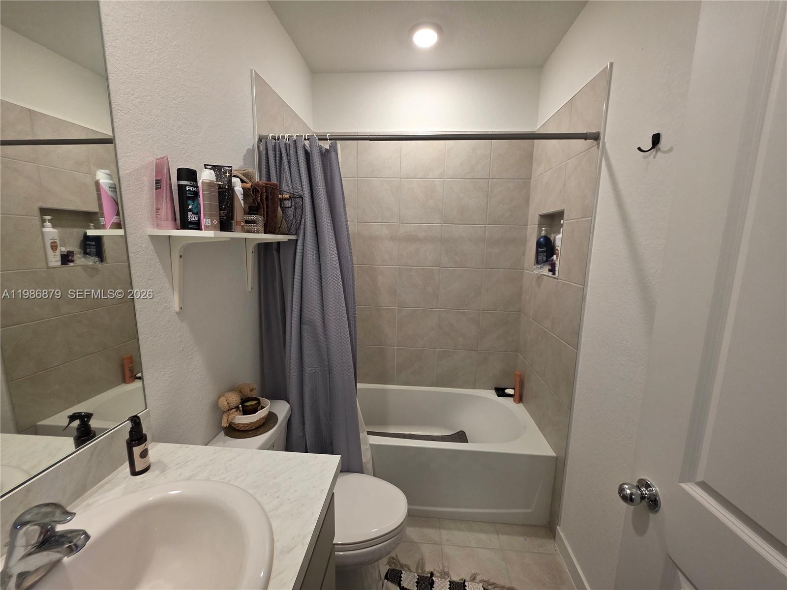 Residential Lease in Florida City 3