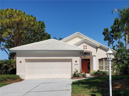 7960 Hampton Ct, UNIVERSITY PARK, FL, 34201-2220 | Card Image