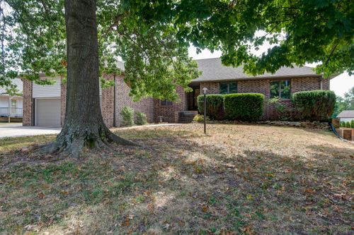 1464 E Burntwood St, Springfield, MO, 65803-5922 | Card Image