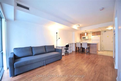 406-38 Grenville St, Toronto, ON, M4Y1A5 | Card Image