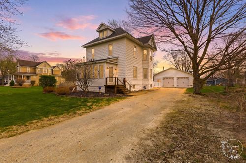 160 Porter Ave, Clifton, IL, 60927-9040 | Card Image