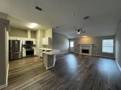 8520 Star Leaf Ct, JACKSONVILLE, FL, 32210-9622 | Card Image