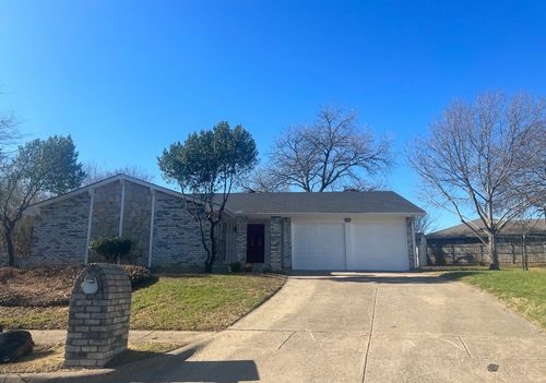 3012 Barrington Ct, Arlington, TX, 76014-3005 | Card Image