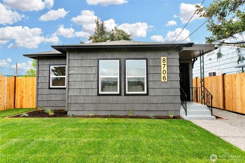 8706 Durango St Sw, Lakewood, WA, 98499-4528 | Card Image