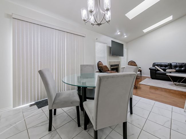 212 Winding Brk, Condo with 2 bedrooms, 2 bathrooms and null parking in Commerce Twp MI | Image 9