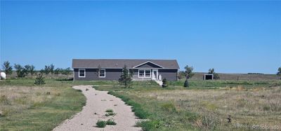 14775 County Road X, House other with 4 bedrooms, 2 bathrooms and 10 parking in Seibert CO | Image 3