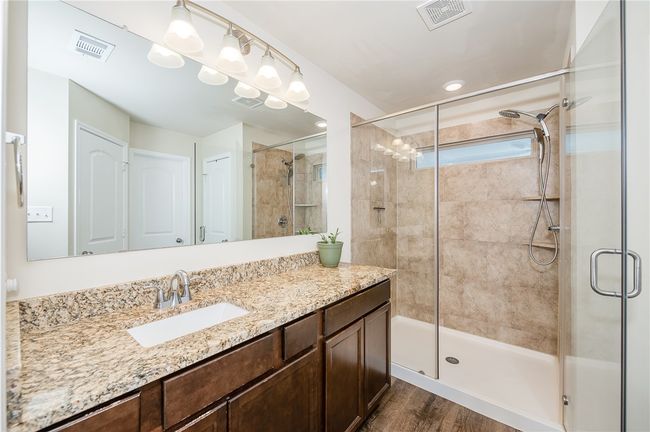 817 Mockingbird St, House other with 3 bedrooms, 2 bathrooms and null parking in Navasota TX | Image 18