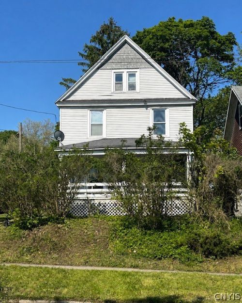 125 Kensington & Lancaster Road, Syracuse, NY, 13210 | Card Image