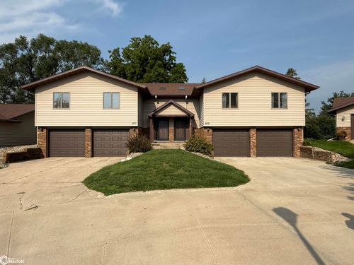409 E Valley Dr, Carroll, IA, 51401-3137 | Card Image