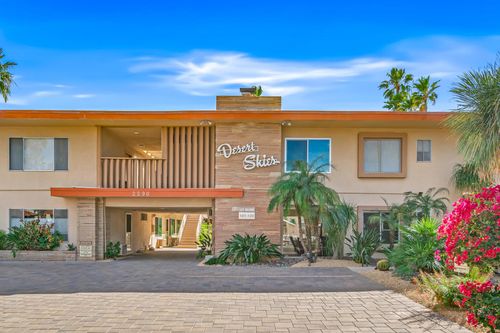 17-2290 S Palm Canyon Dr, Palm Springs, CA, 92264-9363 | Card Image