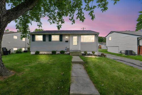 4040 Randell Rd, Columbus, OH, 43228-2938 | Card Image