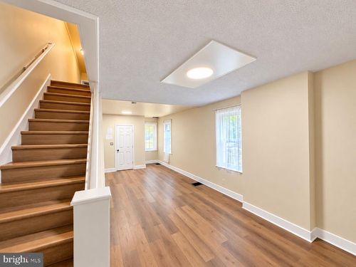 264 6th Ave, Roebling, NJ, 08554-1306 | Card Image
