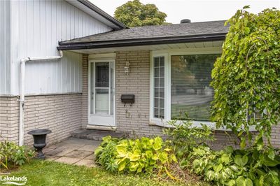 658 Norman Cres, House other with 3 bedrooms, 2 bathrooms and 4 parking in Midland ON | Image 2