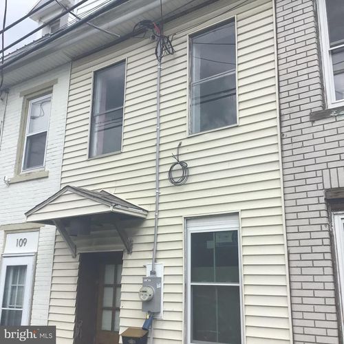 111 S Main St, MARYSVILLE, PA, 17053-1806 | Card Image
