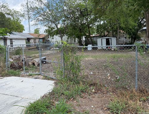 113 Rounds St, San Antonio, TX, 78207-1608 | Card Image