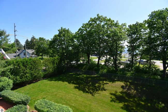 APT-6 - 13354 Stover Rd, House other with 1 bedrooms, 1 bathrooms and null parking in Charlevoix MI | Image 26