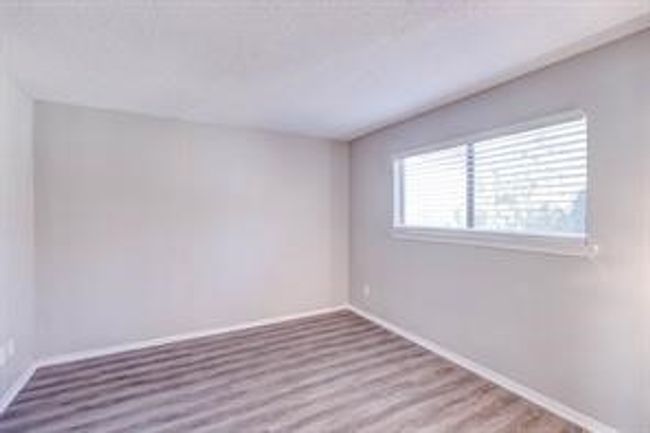 5742 Marina Dr, Townhouse with 3 bedrooms, 2 bathrooms and null parking in Garland TX | Image 10