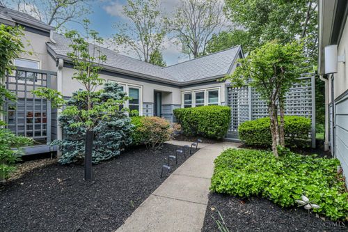 8837 Montgomery Rd, Cincinnati, OH, 45236 | Card Image