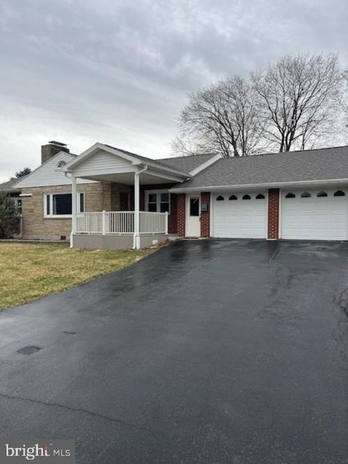 145 West St, PLEASANT GAP, PA, 16823-7457 | Card Image