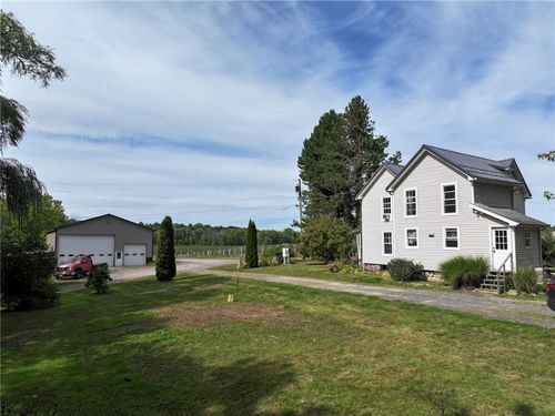 10445 Gillette Rd, North Rose, NY, 14516-9714 | Card Image