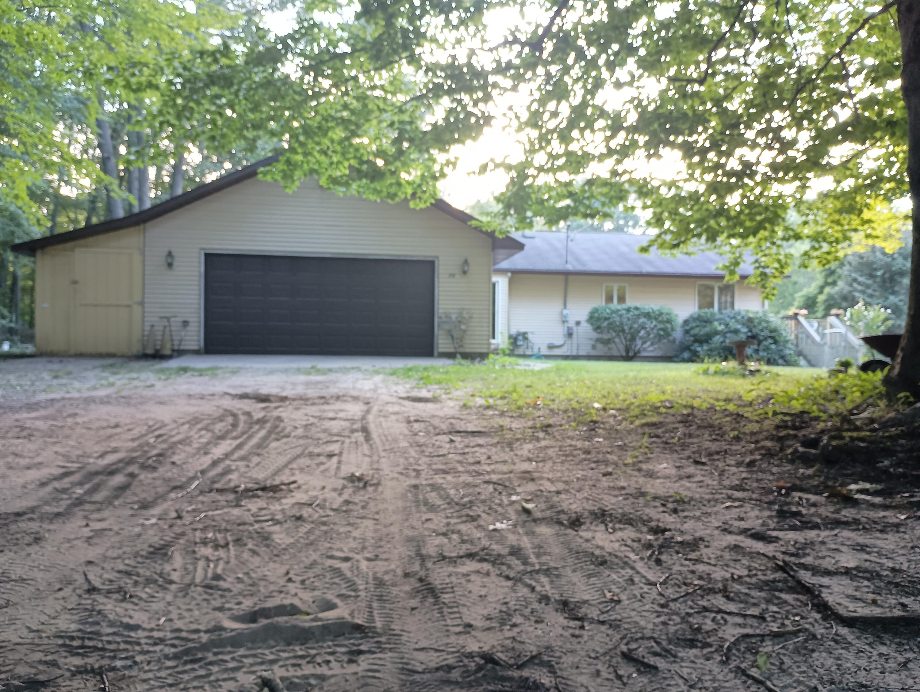 Sherman Rd, Ludington, MI 49431