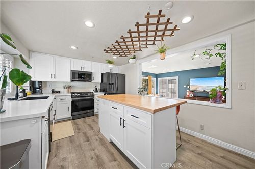 24-148 S Seneca Cir, Anaheim, CA, 92805 | Card Image