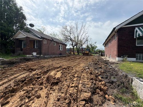 4816 Highland Ave, Saint Louis, MO, 63113-1806 | Card Image