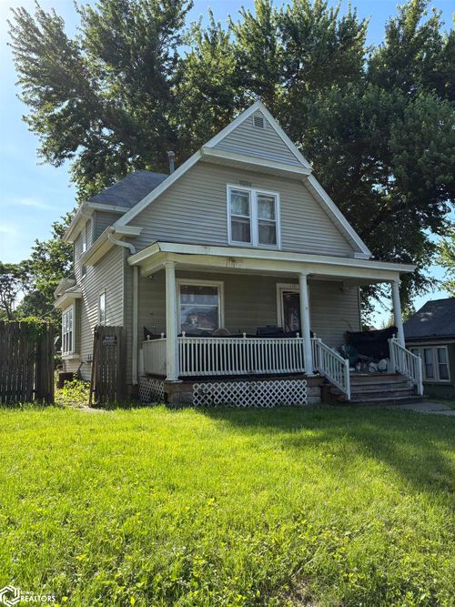 119 S Garfield Ave, Burlington, IA, 52601-4268 | Card Image