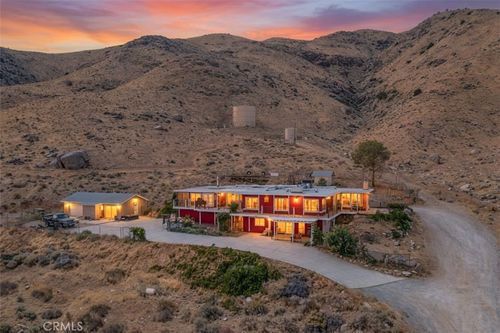 8929 Central Rd, Apple Valley, CA, 92308 | Card Image