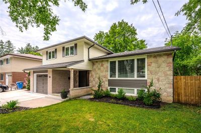 60 Glenburnie Dr, House other with 3 bedrooms, 1 bathrooms and 3 parking in Guelph ON | Image 3