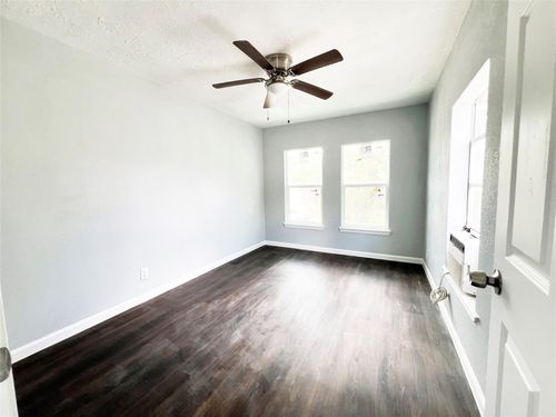 apt-4-103 Cosmos St, Houston, TX, 77009-5685 | Card Image